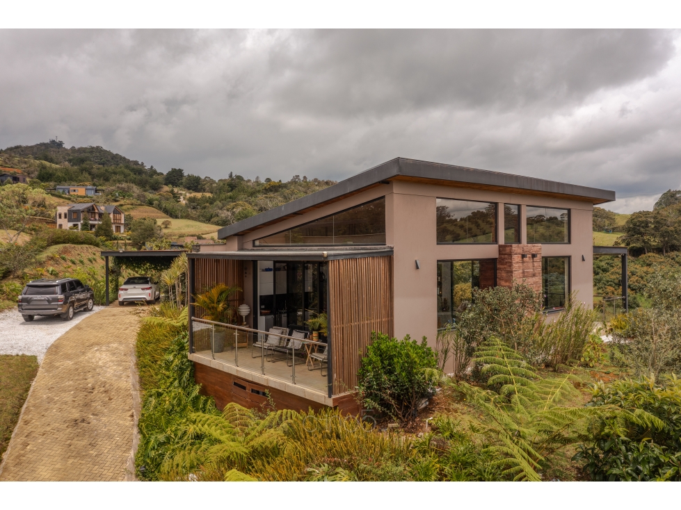 Espectacular Casa en Venta | Llanogrande