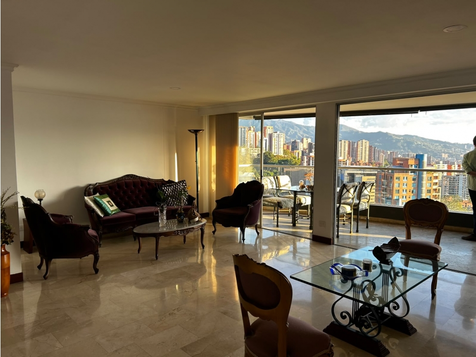 EN VENTA: EXCLUSIVO APARTAMENTO SECTOR EL CES, POBLADO PARTE ALTA — foto 2