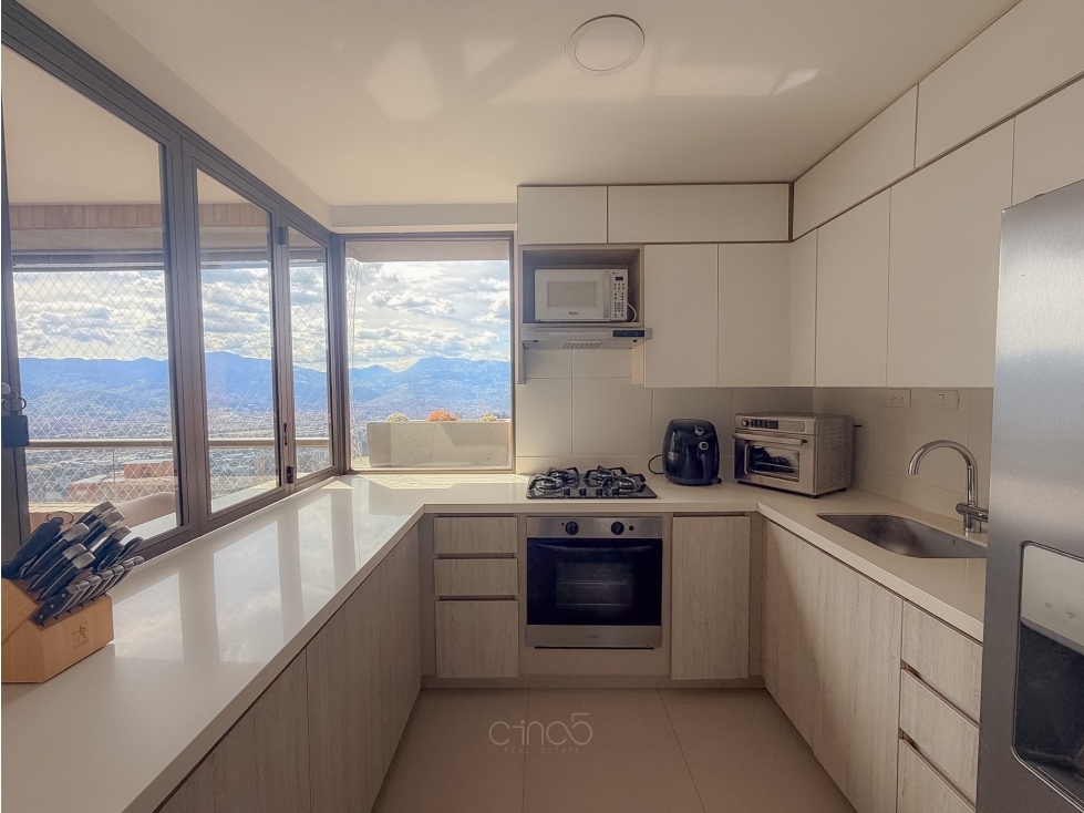 EN RENTA AMOBLADO: ESPECTACULAR APARTAMENTO EN LA CALERA, POBLADO — foto 6