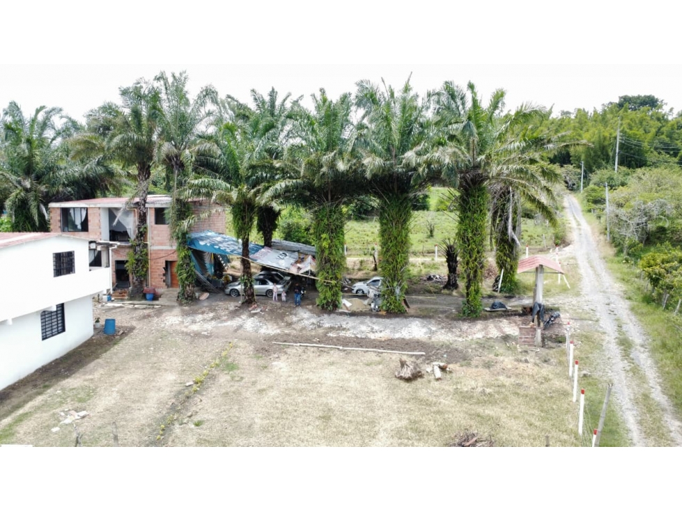 SE VENDEN LOTE OCHOA COUNTRY HOUSE; SECTOR LA UIS - 1