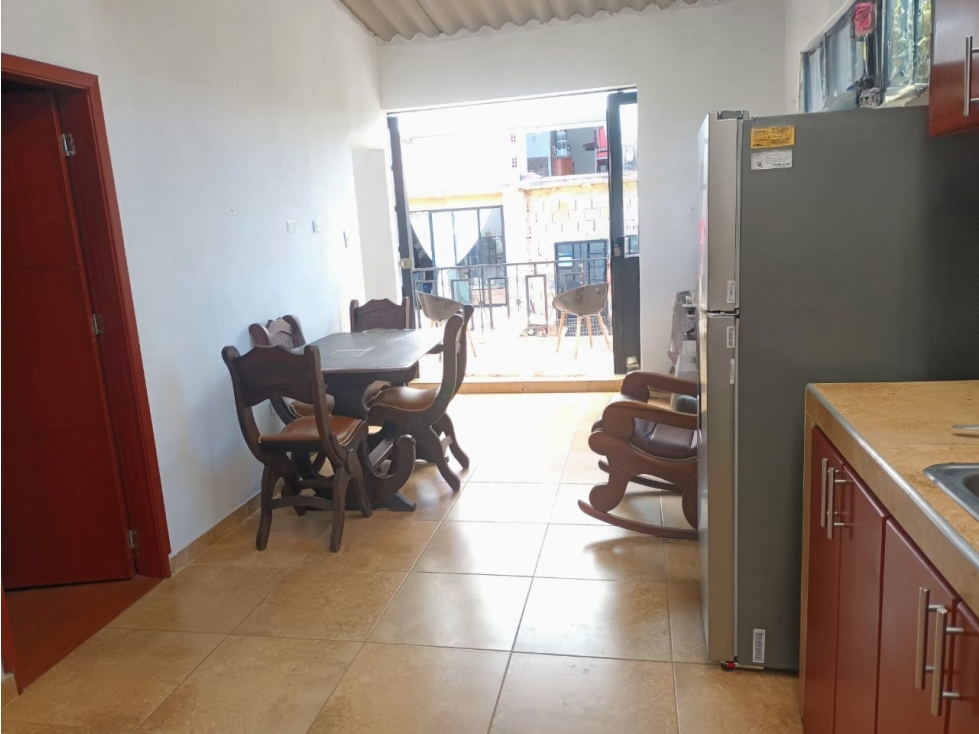 SE VENDE CASA SECTOR LA UIS - 4