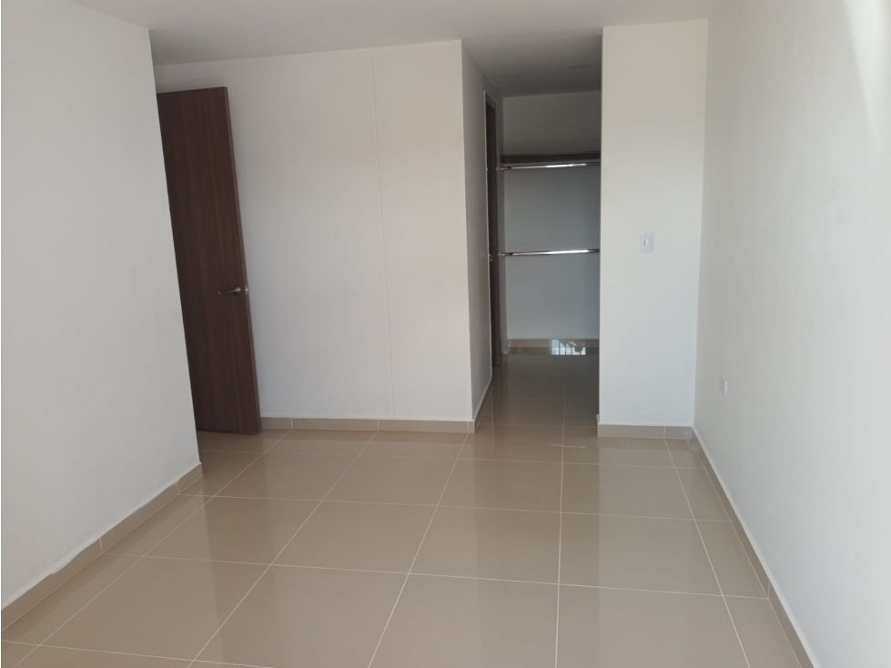 SE VENDE APARTAMENTO 904 EDIFICIO TORRES DEL TRAPICHE - 5
