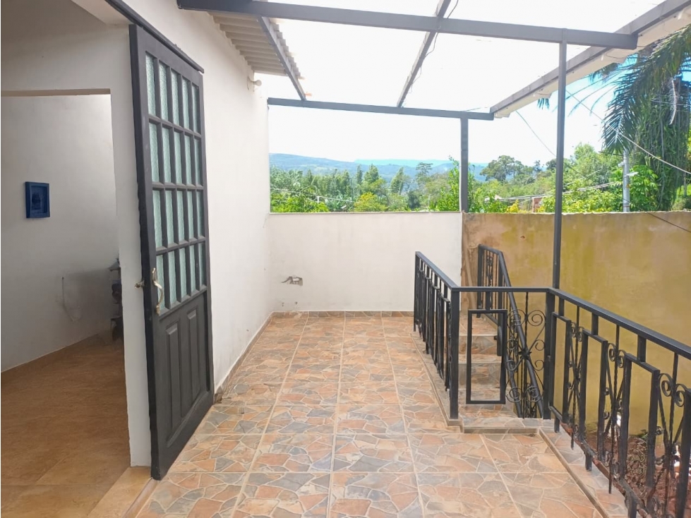 SE VENDE CASA SECTOR LA UIS - 3