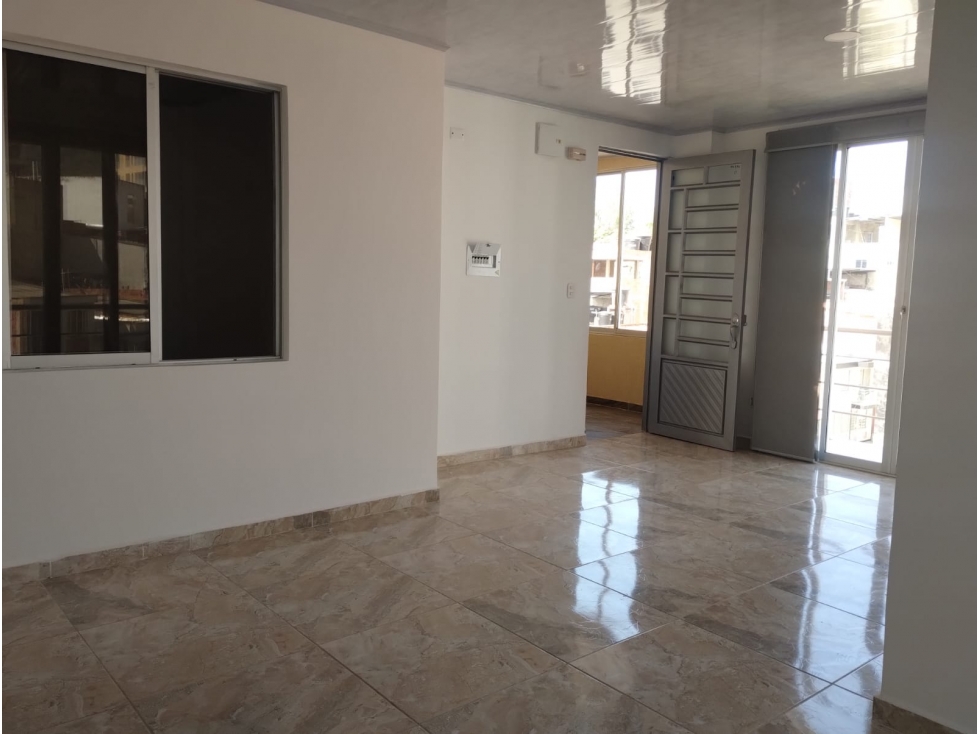 SE ARRIENDA APARTAMENTO EDIFICIO SAN JERONIMO - 5