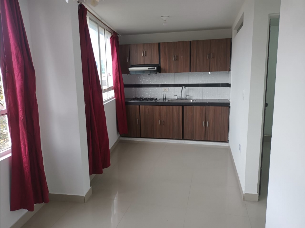 SE ARRIENDA APARTAMENTO: SECTOR CAMPO ALEGRE - 2