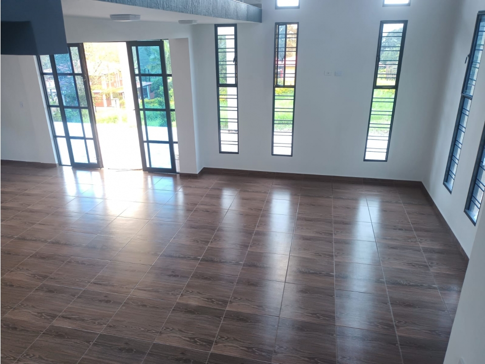 SE VENDE CASA LOTE - 6
