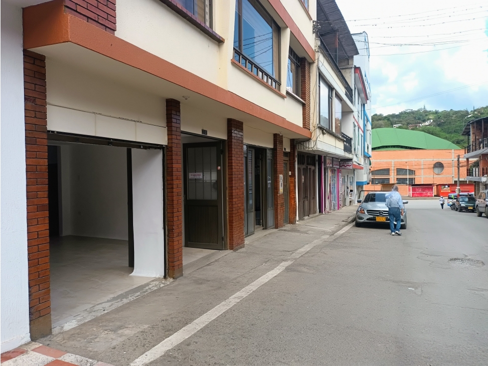 SE ARRIENDA LOCAL COMERCIAL MONIQUIRA BOYACA - 2