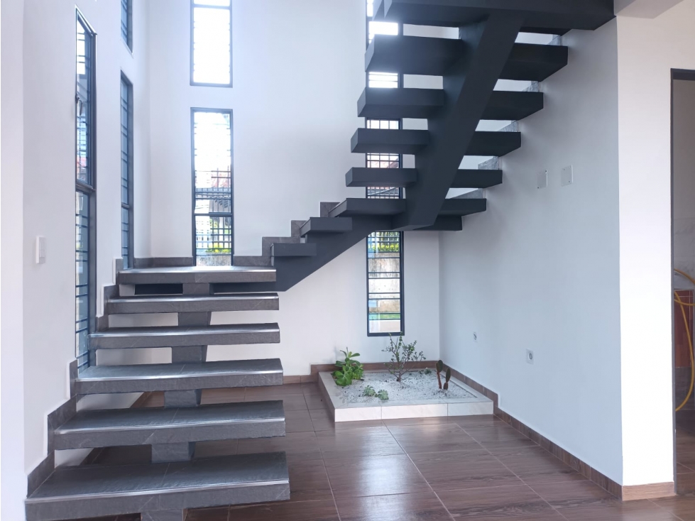 SE VENDE CASA LOTE - 5