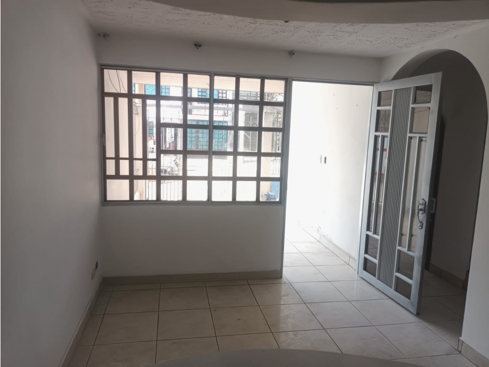 SE ARRIENDA APARTAMENTO BARRIO SAN LUIS - 2
