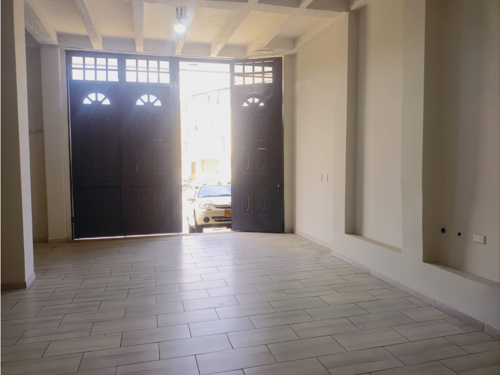 SE ARRIENDA LOCAL-BODEGA BARBOSA SANTANDER TRANSVERSAL 3 - 4