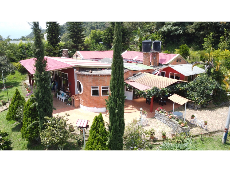VENTA DE CASA CAMPESTRE EN BARBOSA SANTANDER - 1