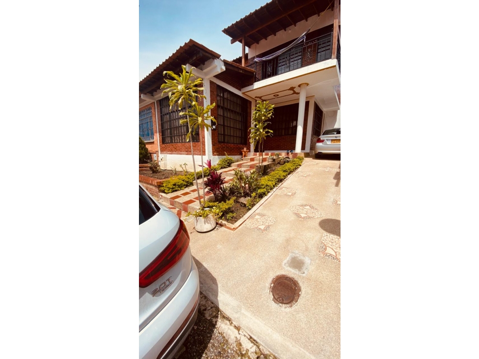 SE VENDE CASA CONJUNTO PLAN 33, LOTE #04 - 3
