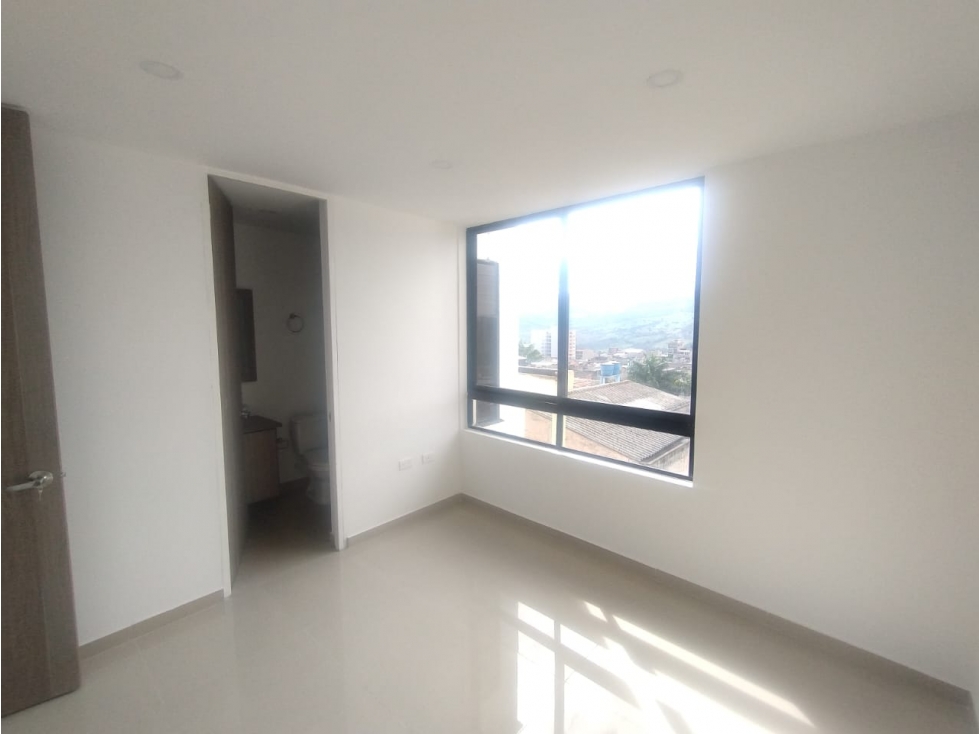 SE ARRIENDA CASA SAN JORGE CARRERA 11 - 6