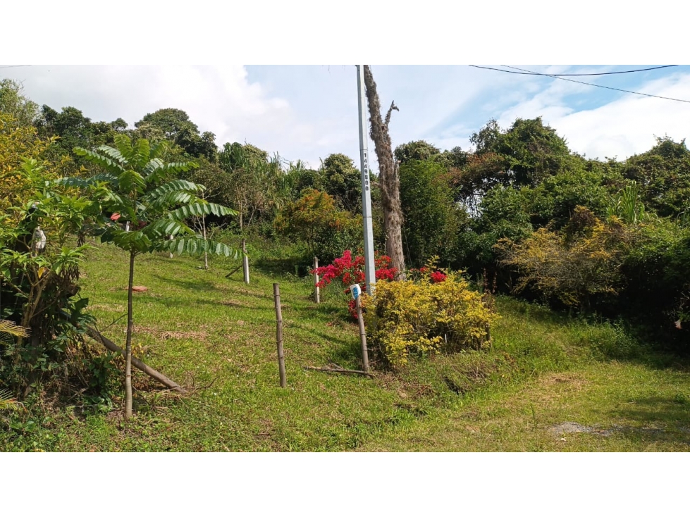 SE VENDE LOTE CONJUNTO CAMPESTRE LA CASITA - 2