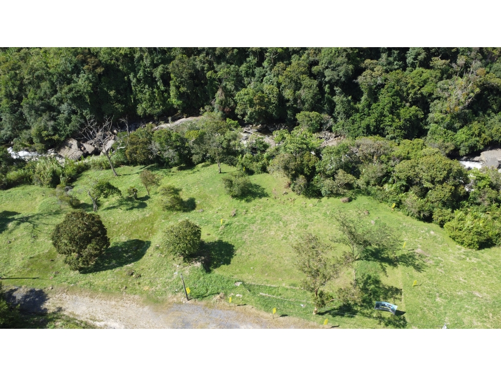 SE VENDEN LOTES CONDOMINIO MIRAVALLES MANZANA 1 - 5