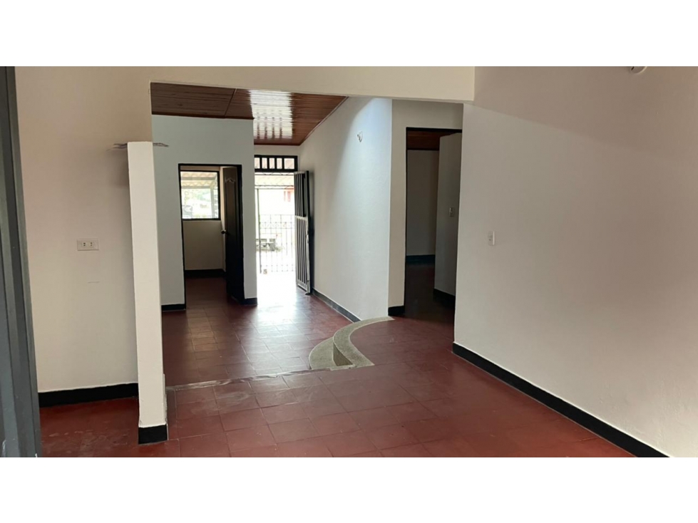 Se arrienda casa Barrio Marsella- Barbosa, Santander - 3