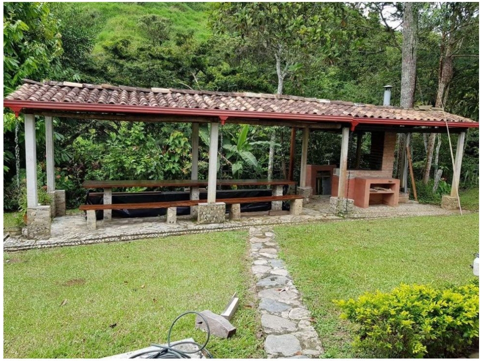 Finca en Yolombó, Sector Porce 6.000 mts2, independiente - 1