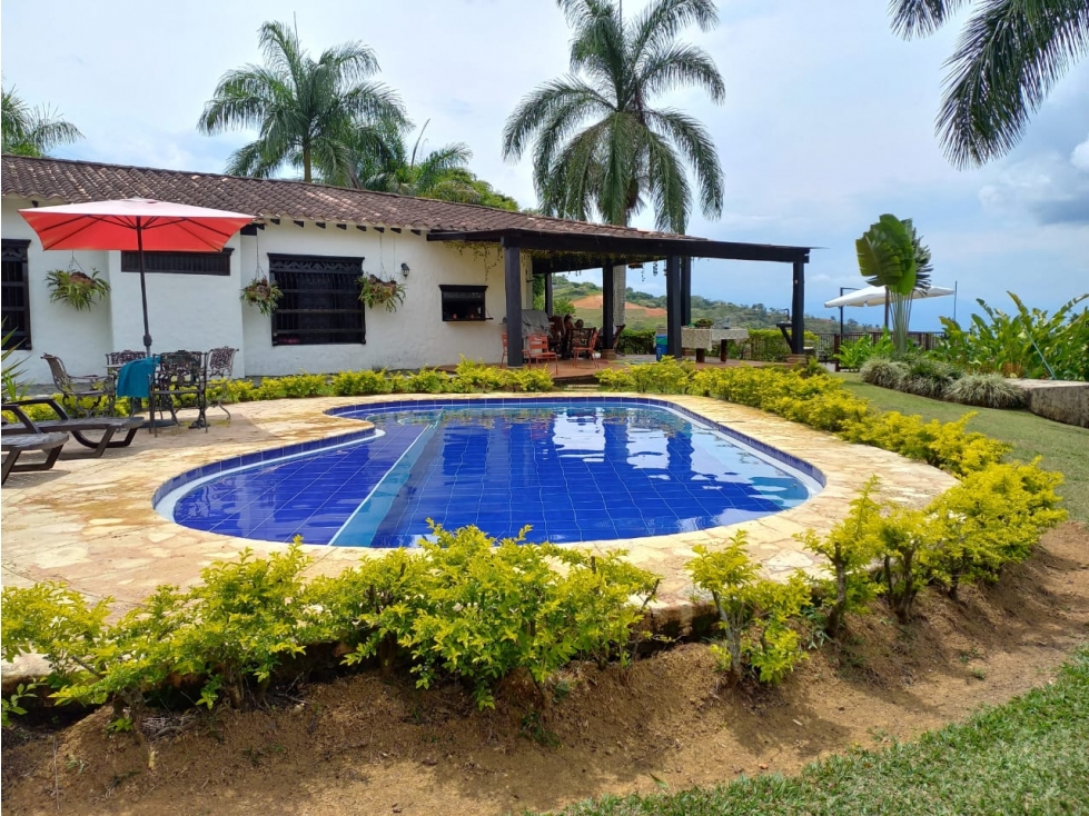 Finca en San Jerónimo,10.000 mts, Independiente