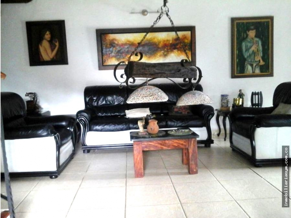 Finca en Guarne ,1.350 mts,Independiente, Autopista