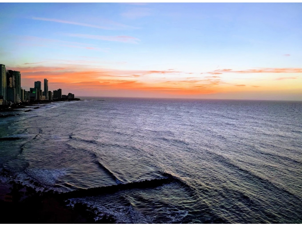 Apartamento en Cartagena 133 mts, Bocagrande,cerca Base Naval