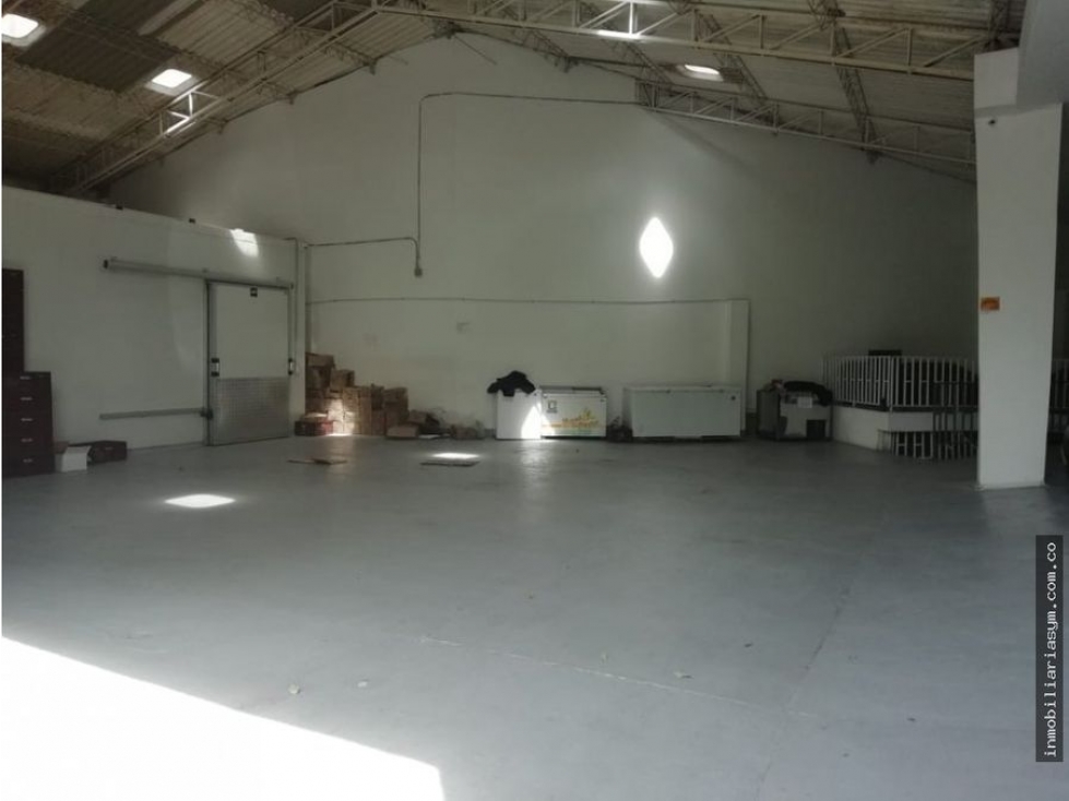 Venta Bodega en Envigado, 550 mts, vía a Sabaneta - 4