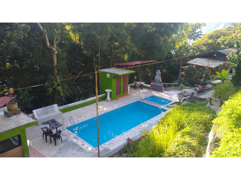 Finca Hotel en Girardota, Vereda La Meseta, 5000 mts — foto 2