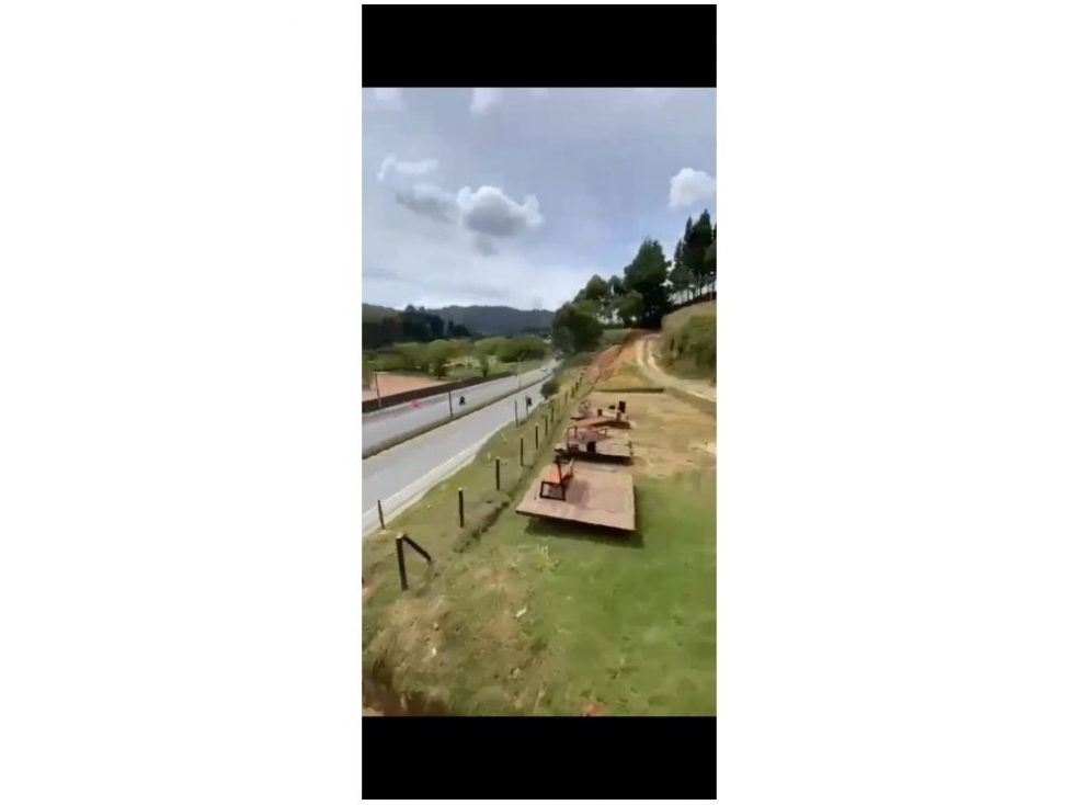 Lote Industrial en Guarne Autopista Medellín-Bogotá, 73.000 mts — foto 2