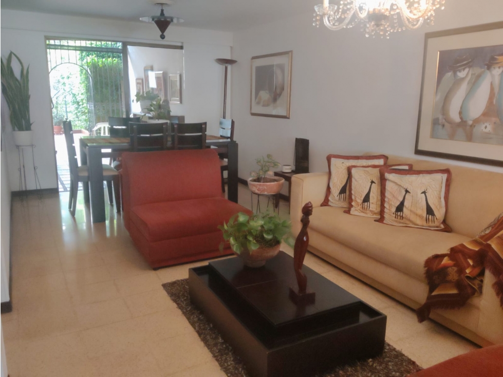 Casa en Belén 197 mts, La Mota, en unidad cerrada, Amoblada — foto 2