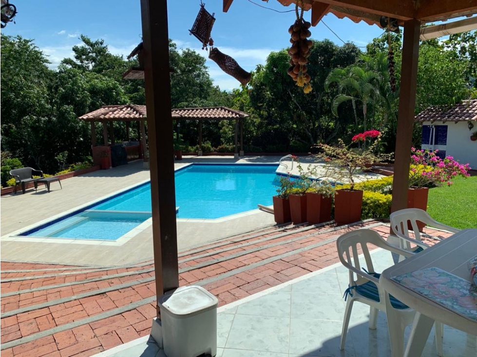 Casa en Villeta -Cundinamarca, 2511 mts, 1 solo nivel , Amoblada
