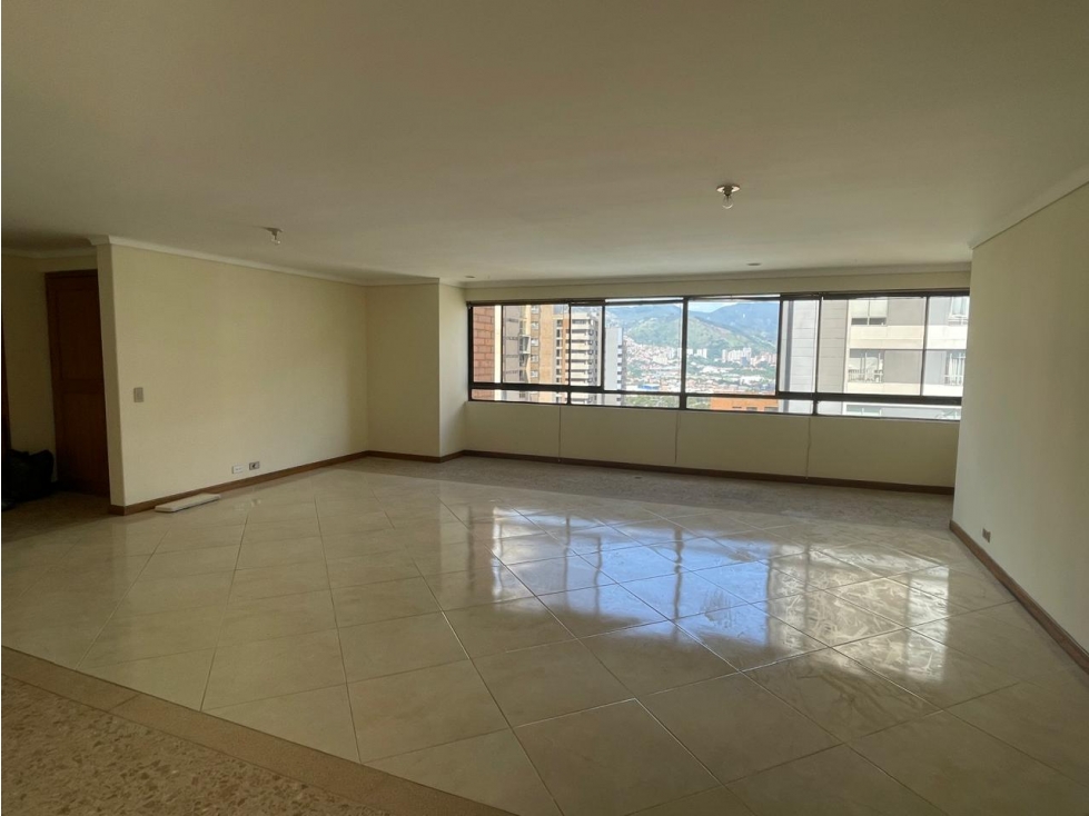 Apartamento en Castropol. 230 mts, unidad cerrada, cerca Hotel Belfort — foto 2