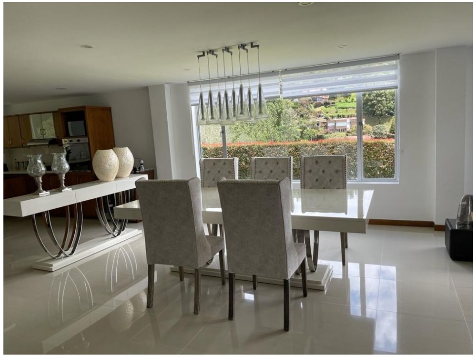 Casa en Envigado 1.050 mts. vía las Palmas Loma Escobero, — foto 2