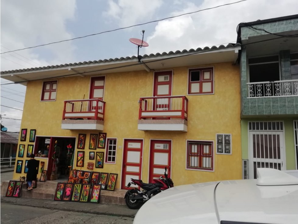 CASA ESQUINERA FILANDIA