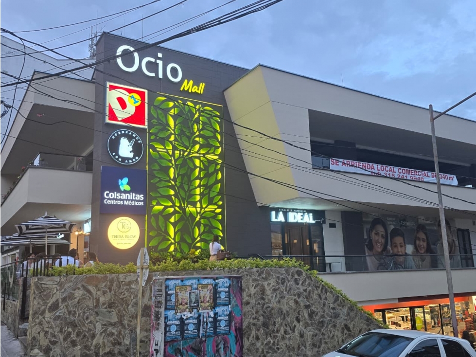 LOCAL COMERCIAL CERCA A LA FOGATA