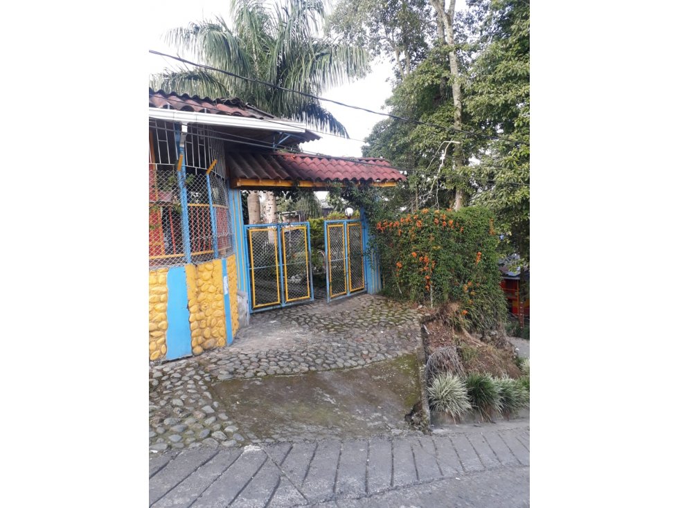CASA LOTE CIRCASIA - 4