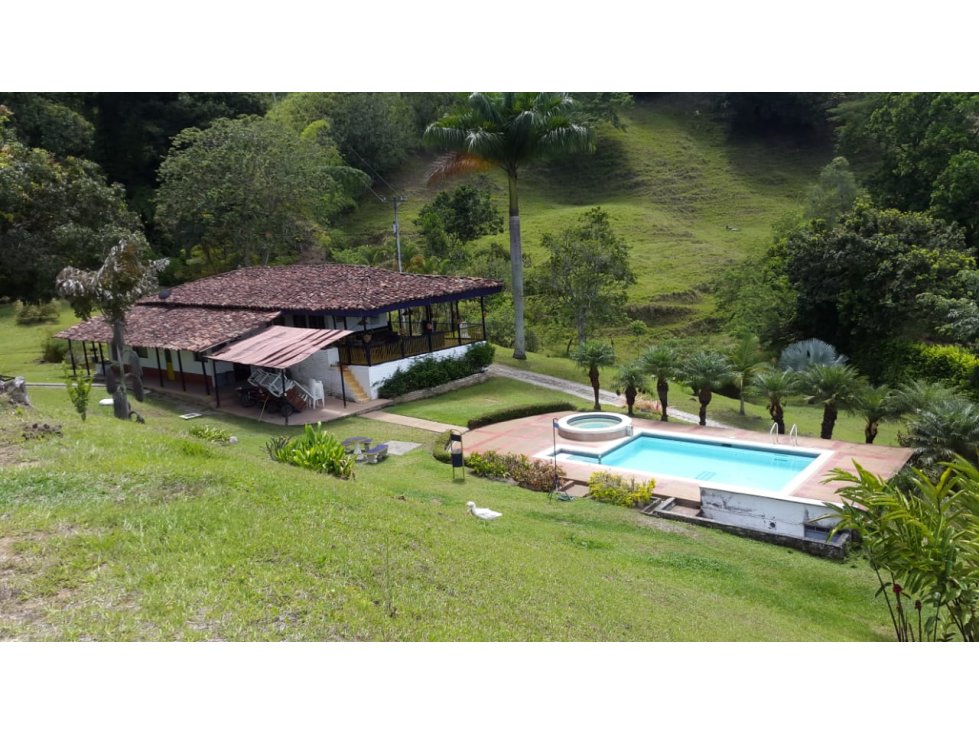 FINCA GANADERA - 1