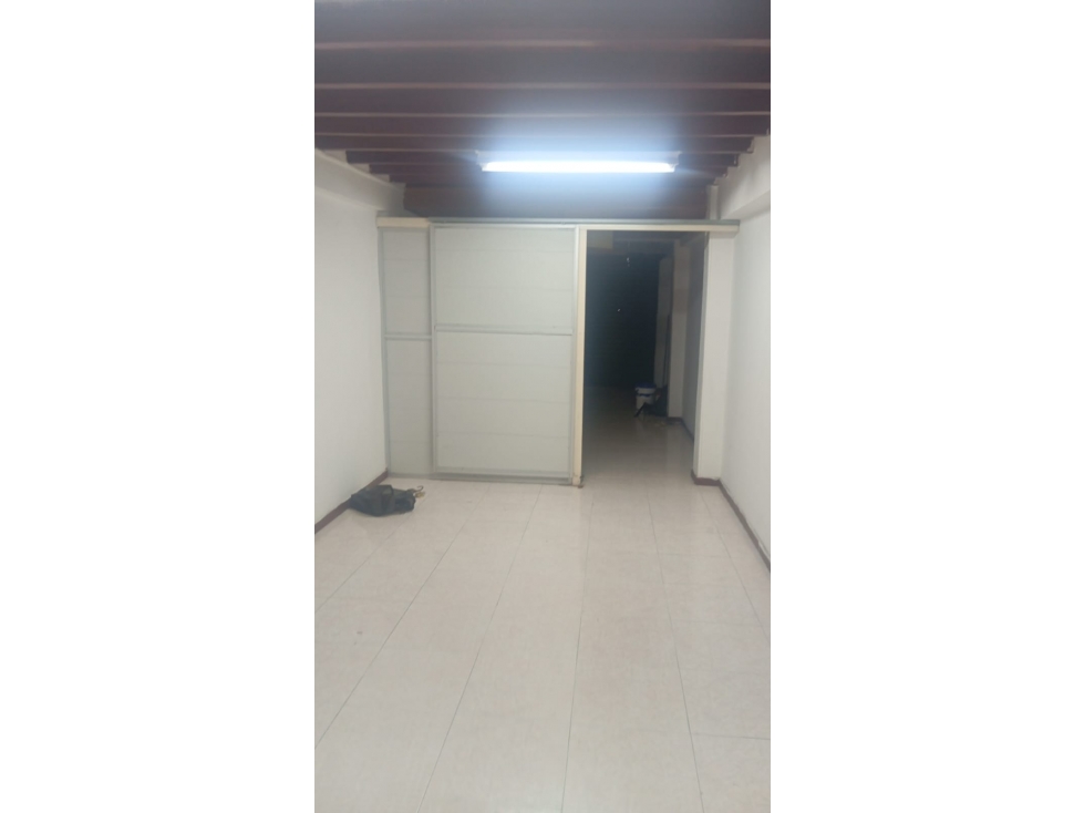 LOCAL COMERCIAL CENTRO ARMENIA — foto 2