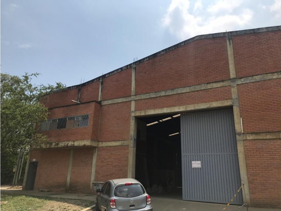 BODEGA CON SUBESTACION ELECTRICA 300KVA TRIFASICA 440 VOLT 34500 CONS - 4
