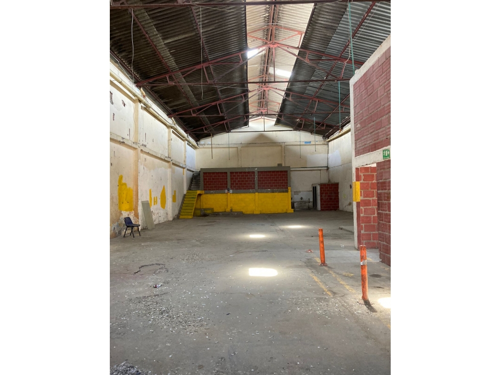 CALI NORTE 2700 M2 EMPRESARIAL INDUSTRIAL LOTE BODEGA - 4