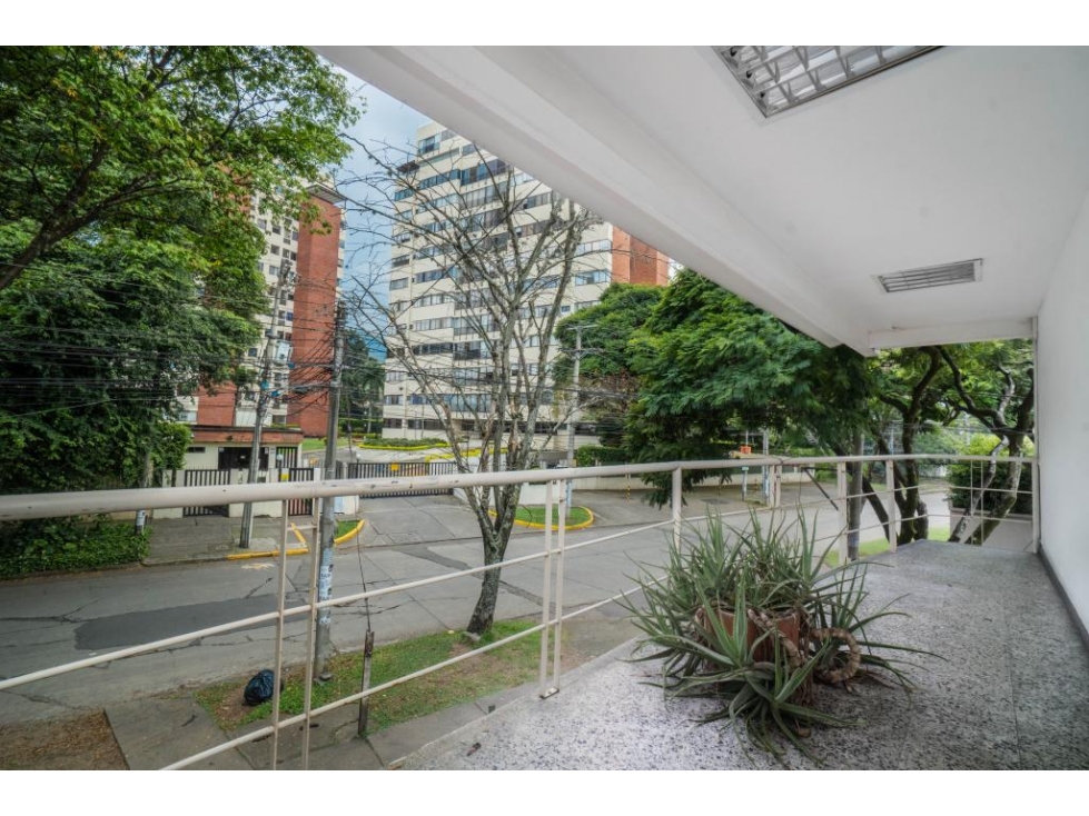FLORA CASA EN ALQUILER PARA OFICINA O RESIDENCIA - 5
