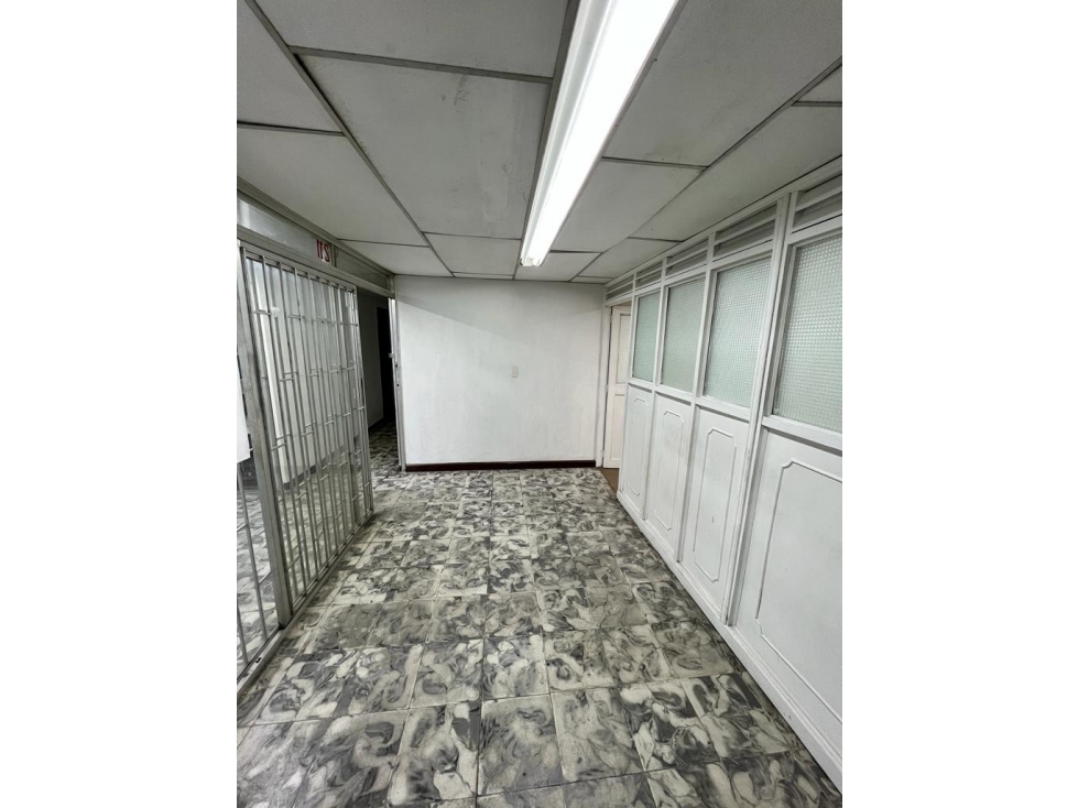 LOCAL COMERCIAL EN VENTA - RIONEGRO - 4