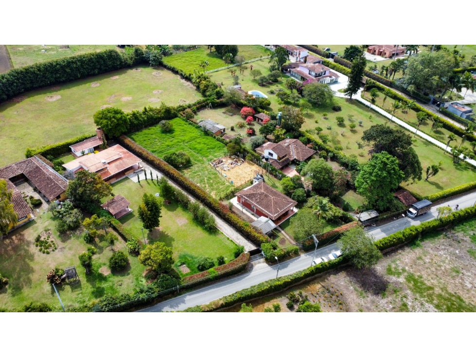 CASA LOTE EN VENTA - RIONEGRO ANTIOQUIA - VDA VILACHUAGA