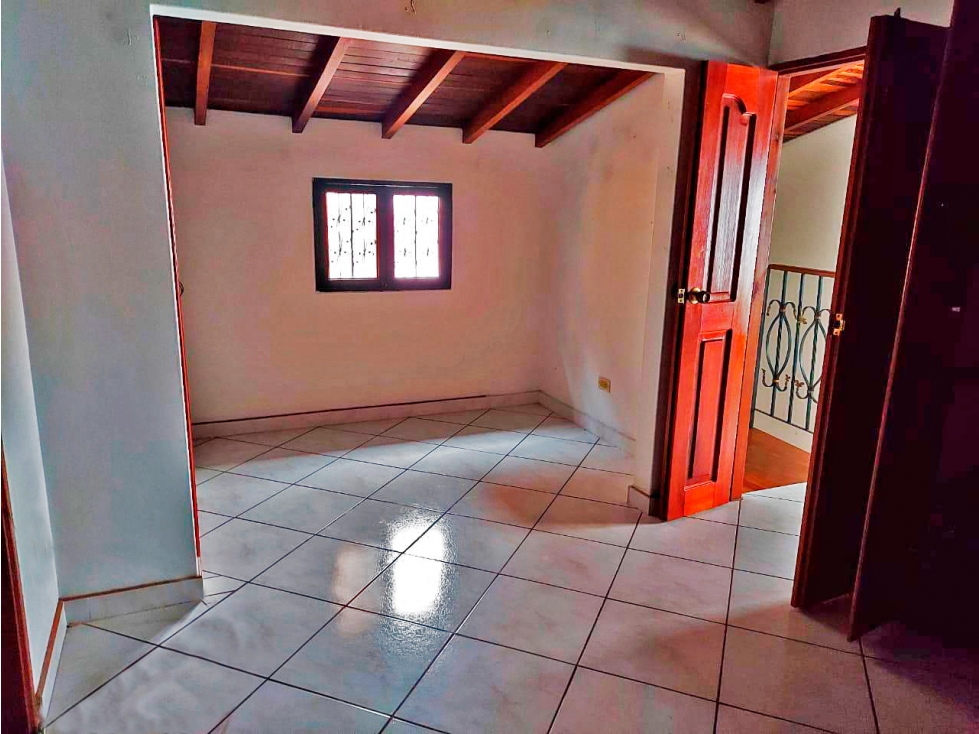 CASA EN VENTA - RIONEGRO ANTIOQUIA - SAN ANTONIO DE PEREIRA