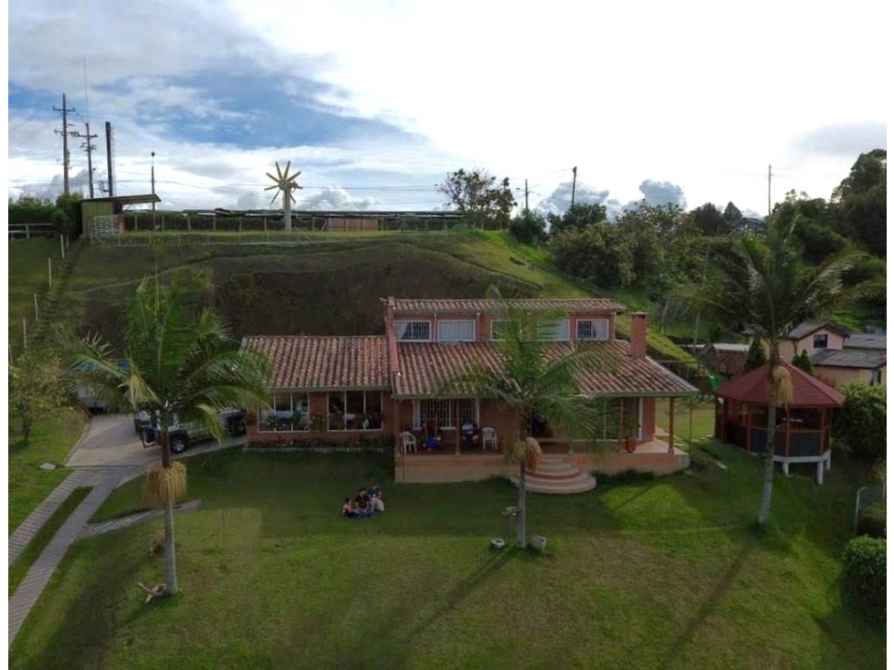 CASA FINCA EN VENTA - GUARNE BATALLÓN JUAN DEL CORRAL — foto 2
