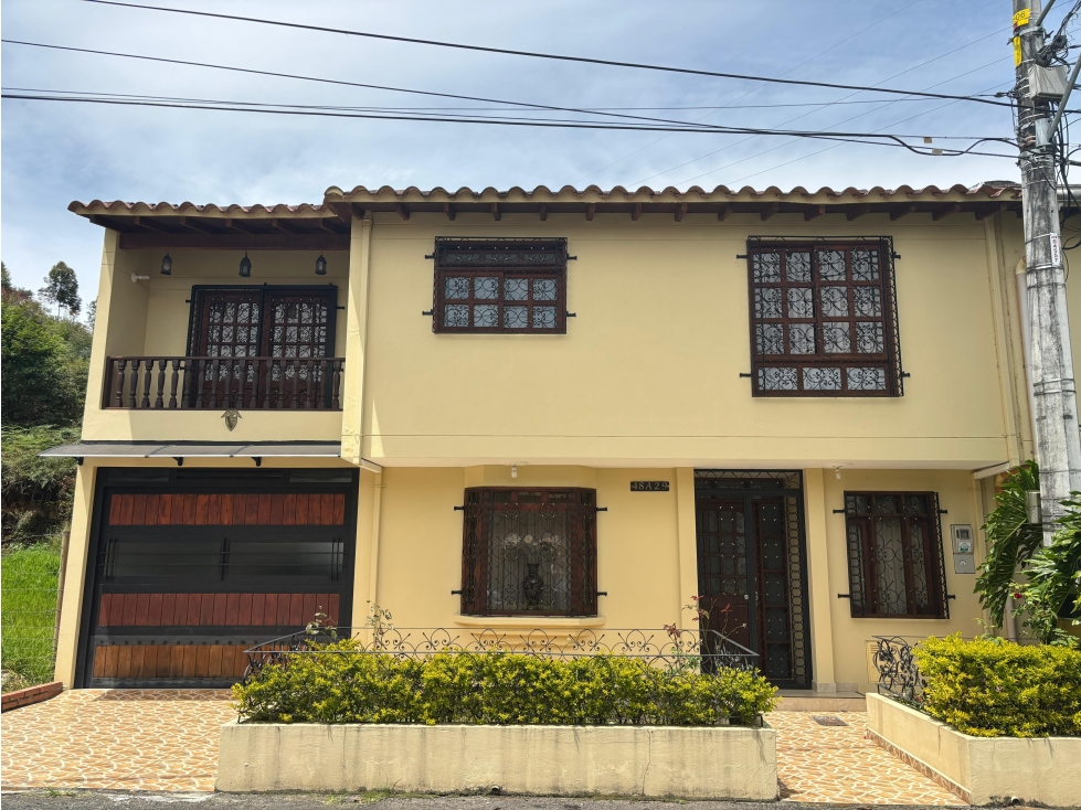 CASA EN VENTA - SECTOR UCO - RIONEGRO ANTIOQUIA