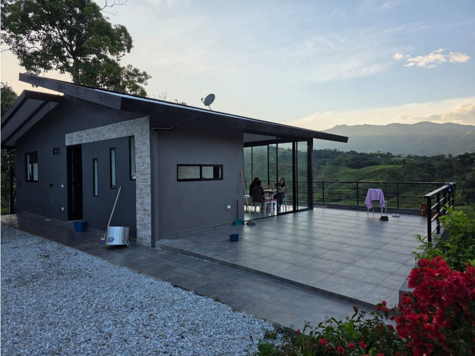 FINCA EN VENTA - LA PIÑUELA - COCORNÁ ANTIOQUIA - 2