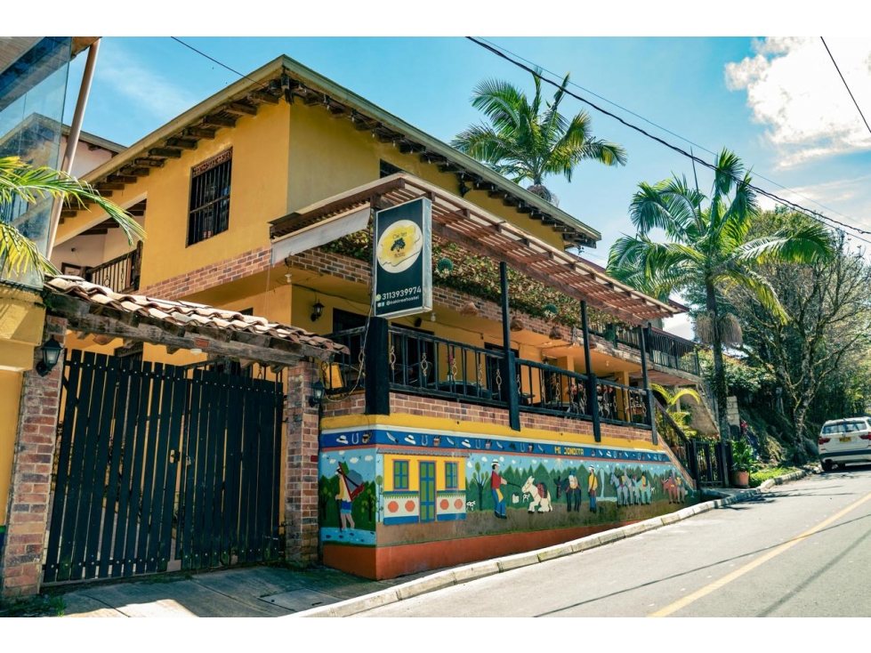 CASA HOTEL EN VENTA - GUATAPE ANTIOQUIA