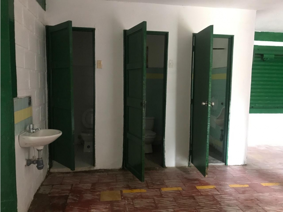 BODEGA Y LOTE COMERCIAL PARA ARRIENDO ZONA FRANCA — foto 6