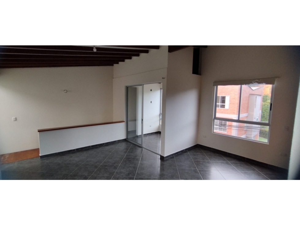 APARTAMENTO DUPLEX SAN FERNANDO CARMEN DE VIBORAL — foto 3