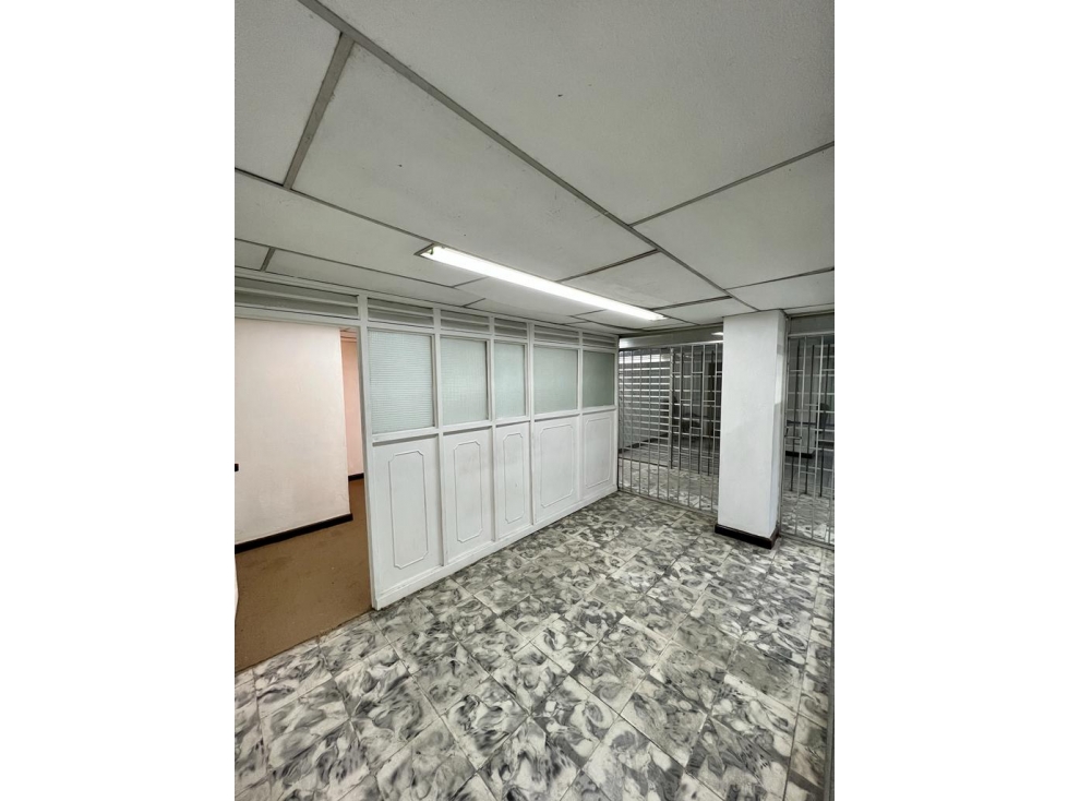 LOCAL COMERCIAL EN VENTA - RIONEGRO - 3