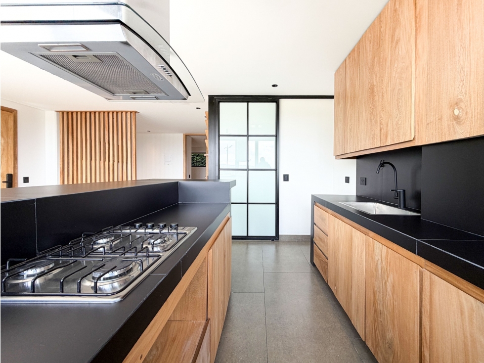 APARTAMENTO EN ARRIENDO EN EL POBLADO VÍA LAS PALMAS — foto 4